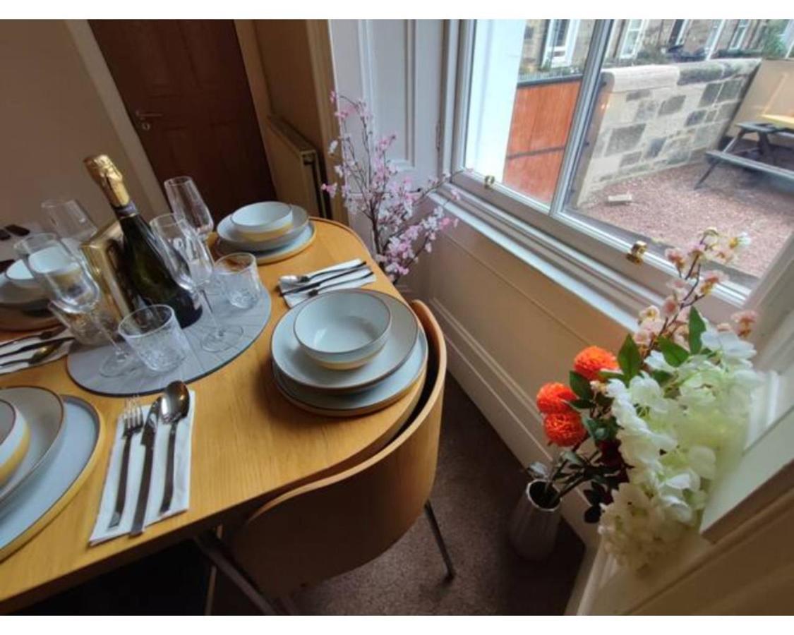 Central Edinburgh Private Garden With Parking Екстериор снимка